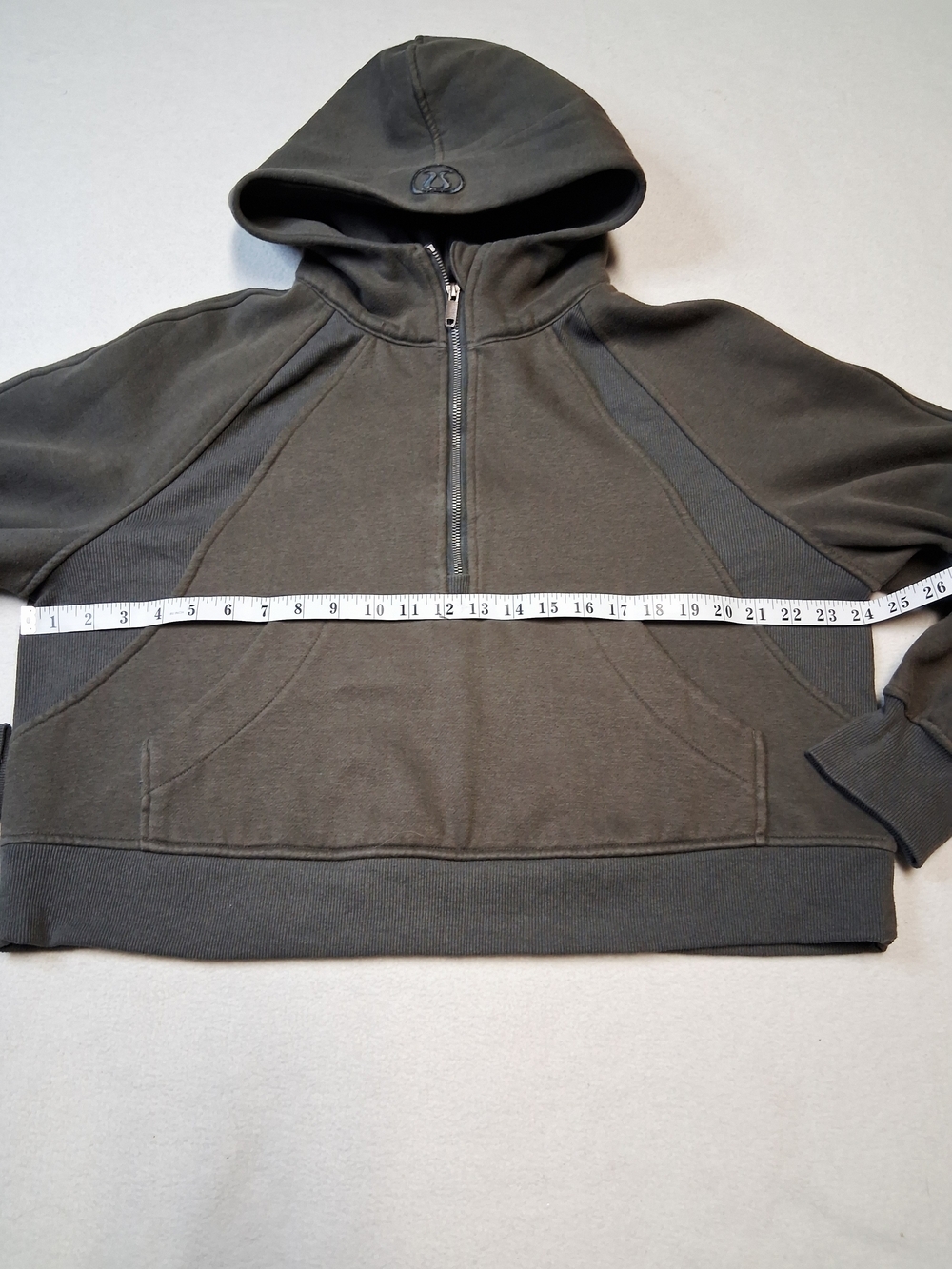 lululemon athletica Women's Half-Zip Hooded Sweater - Charcoal - Picture 4 of 9